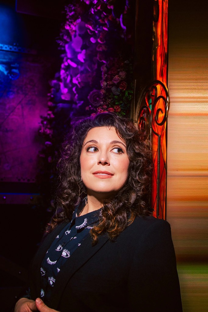 Jenny Zigrino, Comedian
