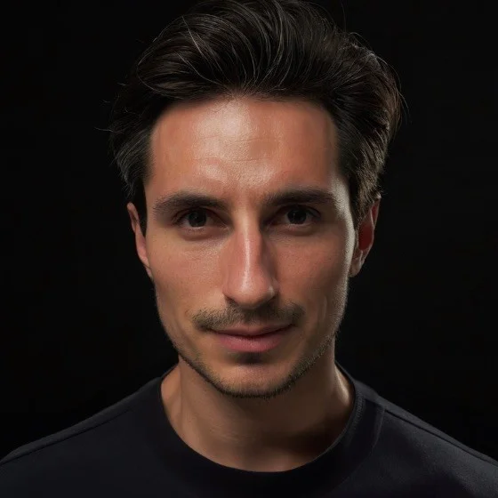 Top Framer Experts in Paris - Julien Perrière