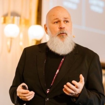 Ver perfil de Bugge Holm Hansen no LinkedIn, gráfico