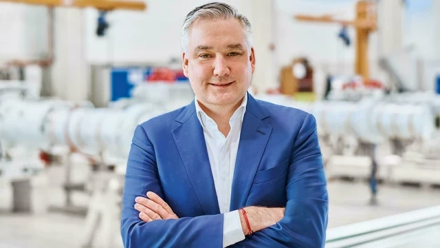 Thomas Holzer - Troester