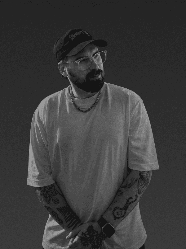 Noah miles, web designer and developer