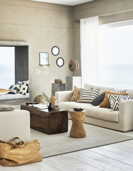 oker geel woonkamer styling