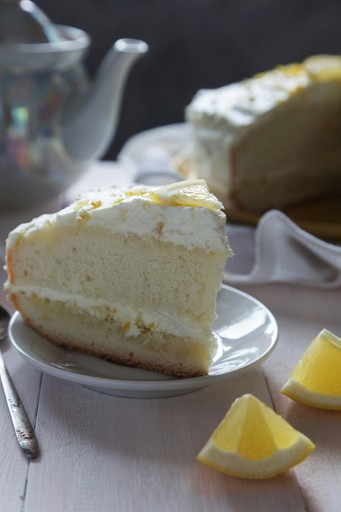 Lemon Merringue Cake