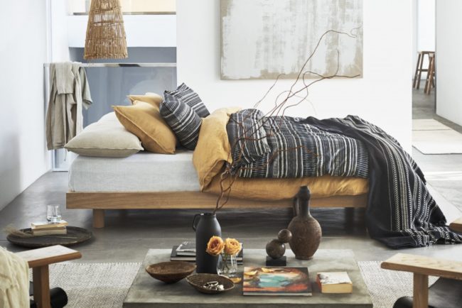 slaapkamer oker geel