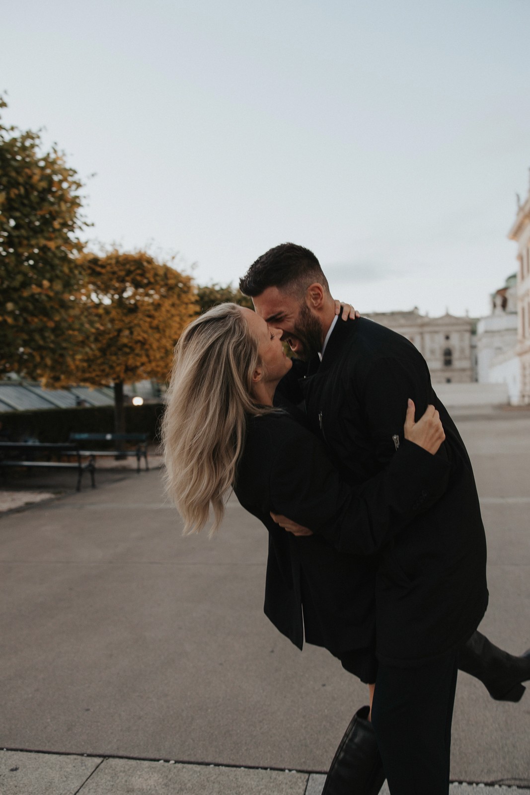 Couple Shooting Wien Innere Stadt Albertina Tina und Manuel 