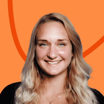 Mädchen mit weißem Hintergrund