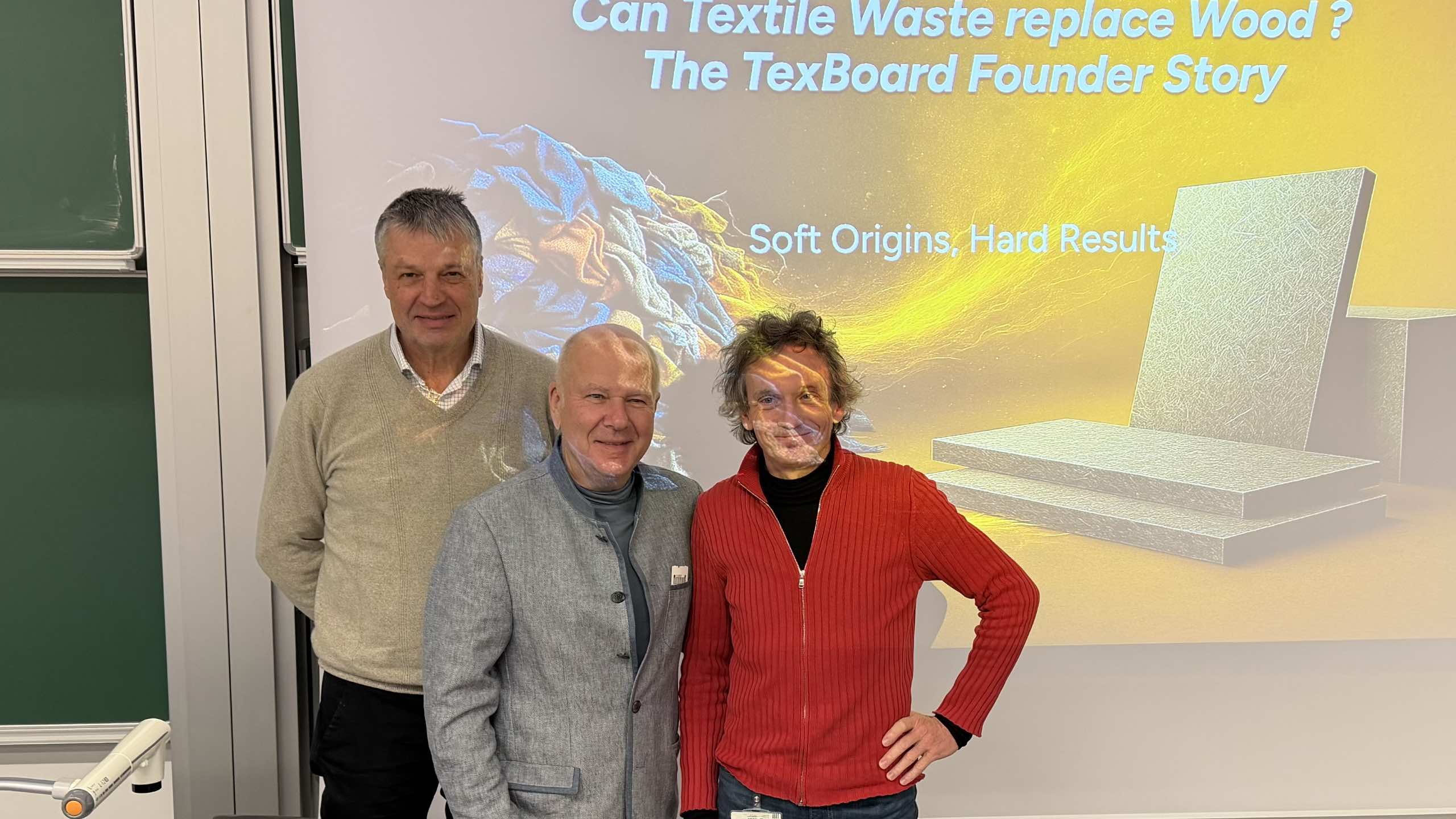TexBoard™ founders Dieter Eichinger and Ernst Sandrieser with Andreas Bartl at the TU Wien Industry Seminar, presenting material innovation and Lean Startup principles.