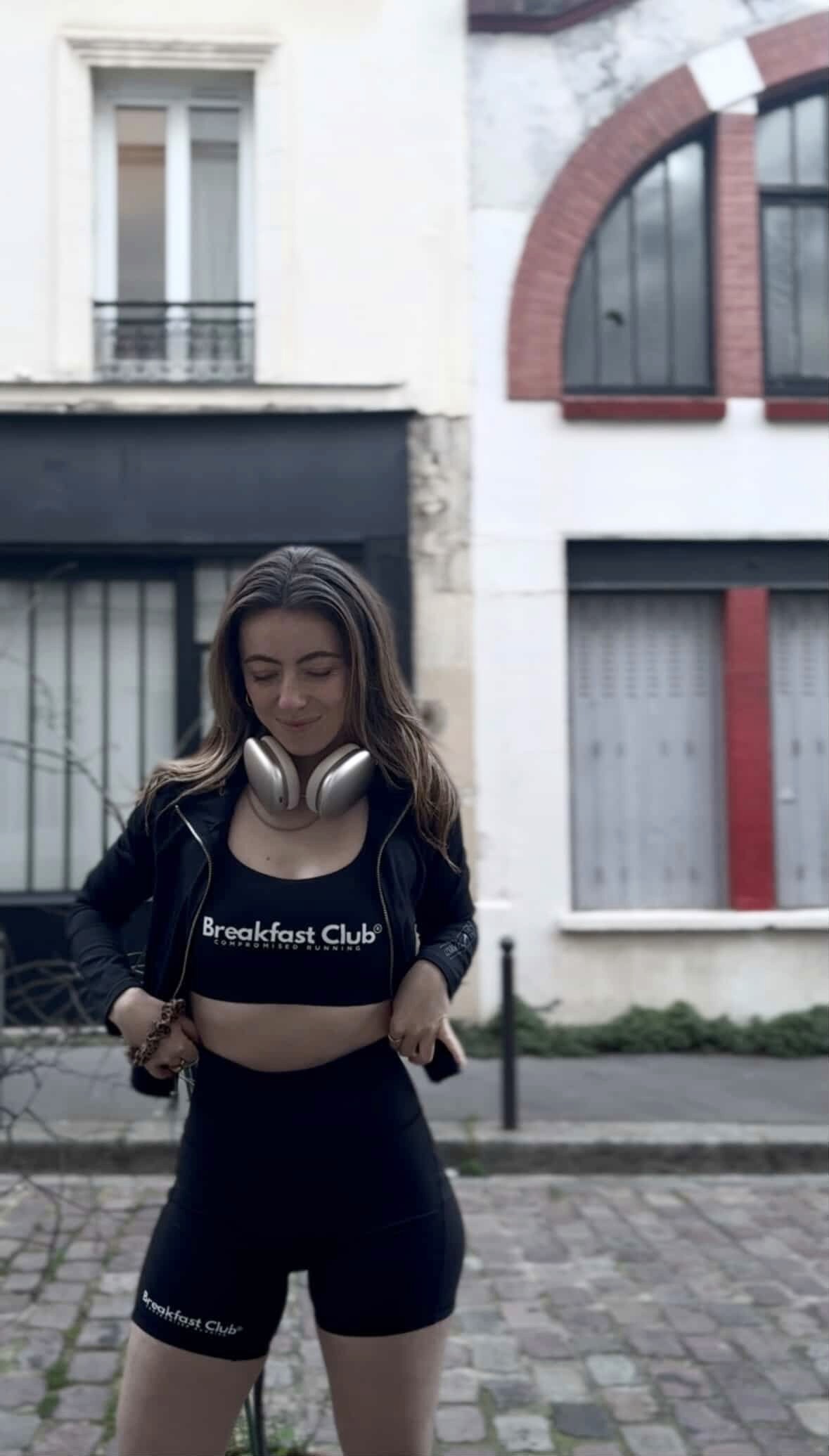 image of a chubby lady doing squats