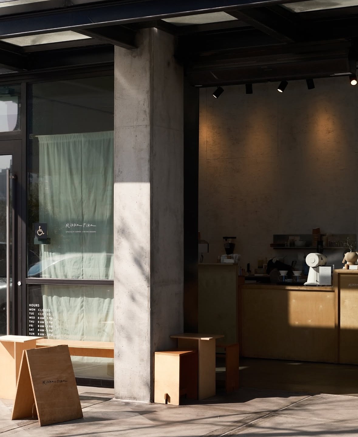 Rikka Fika Cafe Front