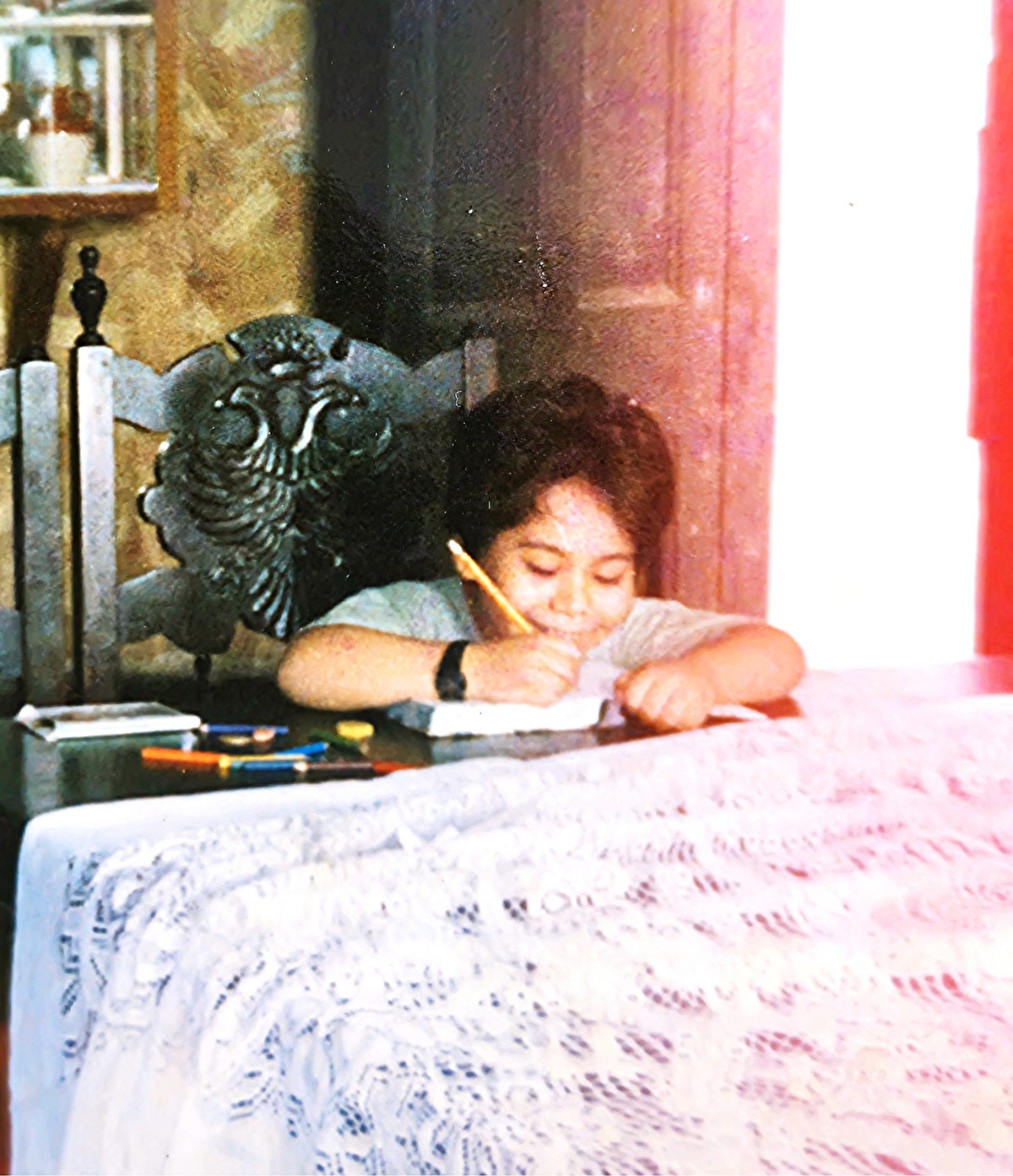 Alejandro Mendoza de niño, estudiando en Pacasmayo, inicio de su vocación médica.