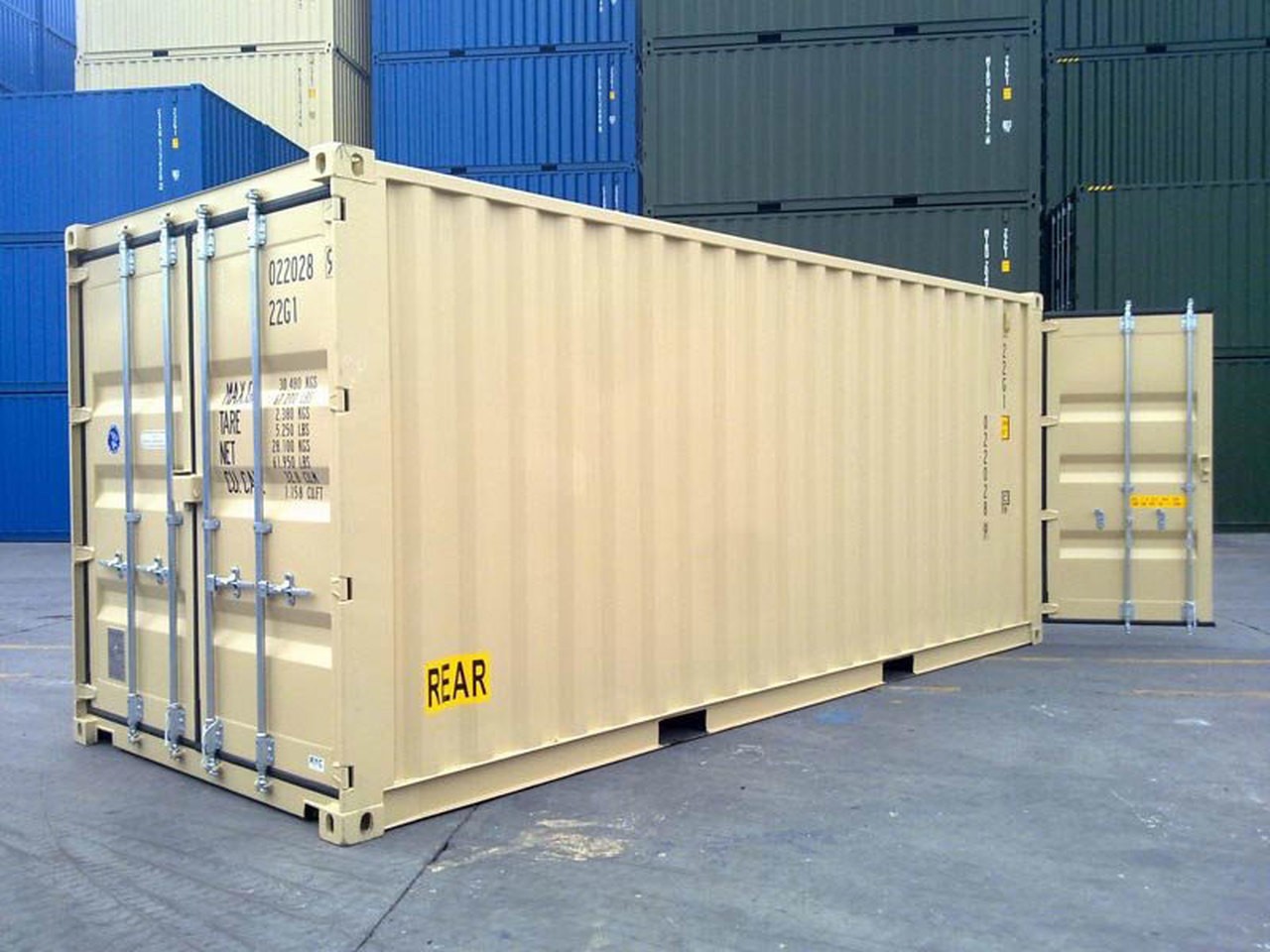 20' Double Door New (1 trip) container with all doors open