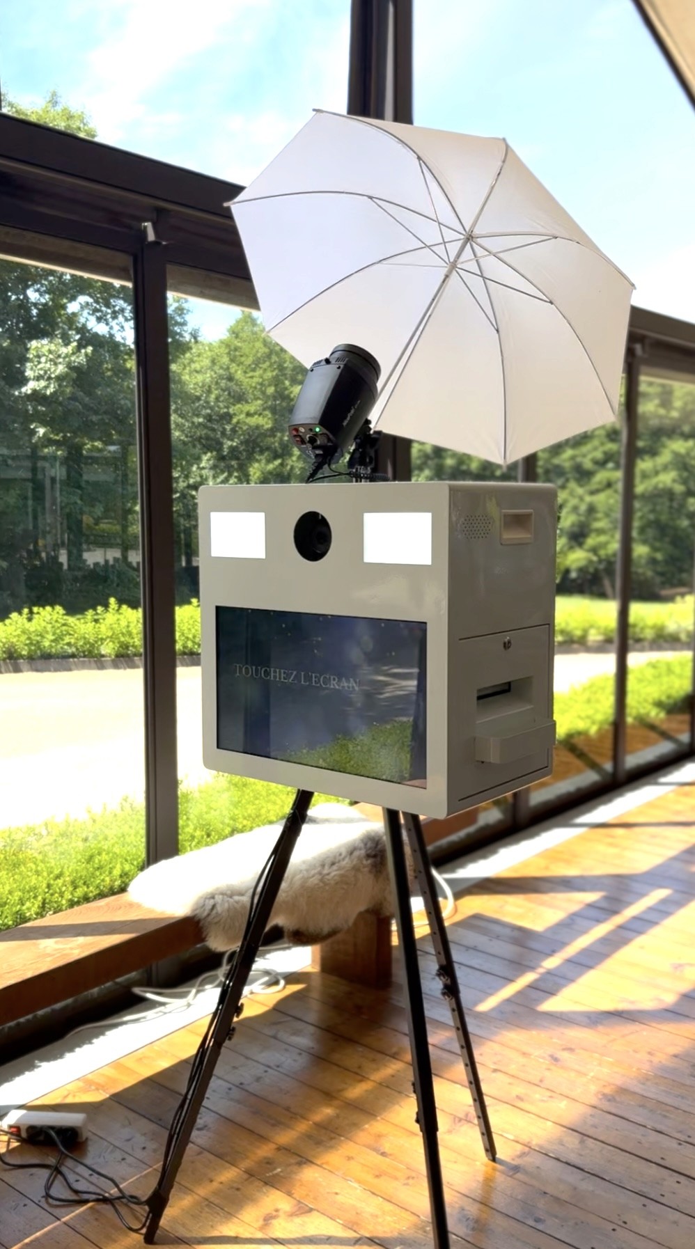 Location borne photo photobooth extérieur pour vin d'honneur