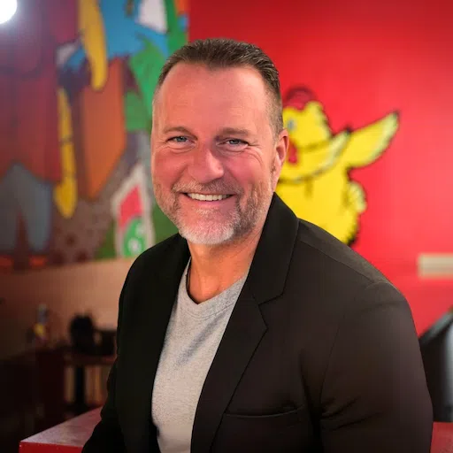 Portrait photo: Christopher Wadleigh