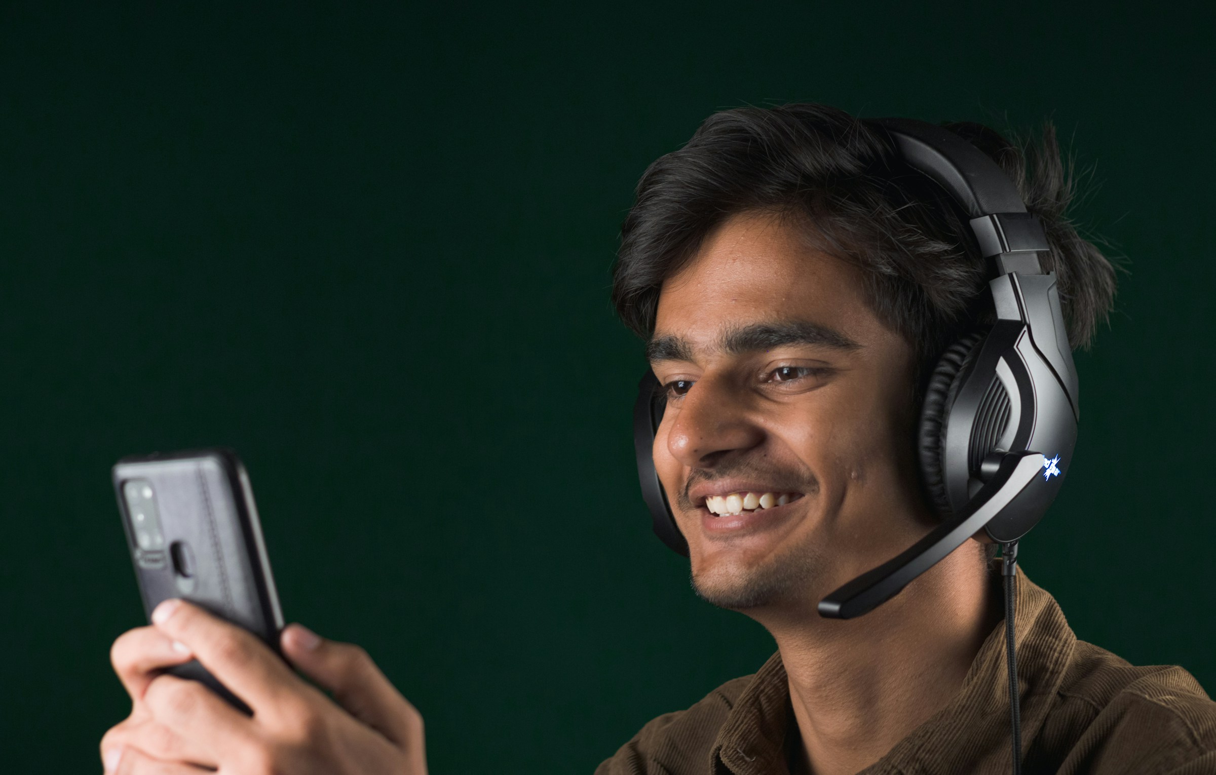 man on phone - Automated Lead Qualificatio