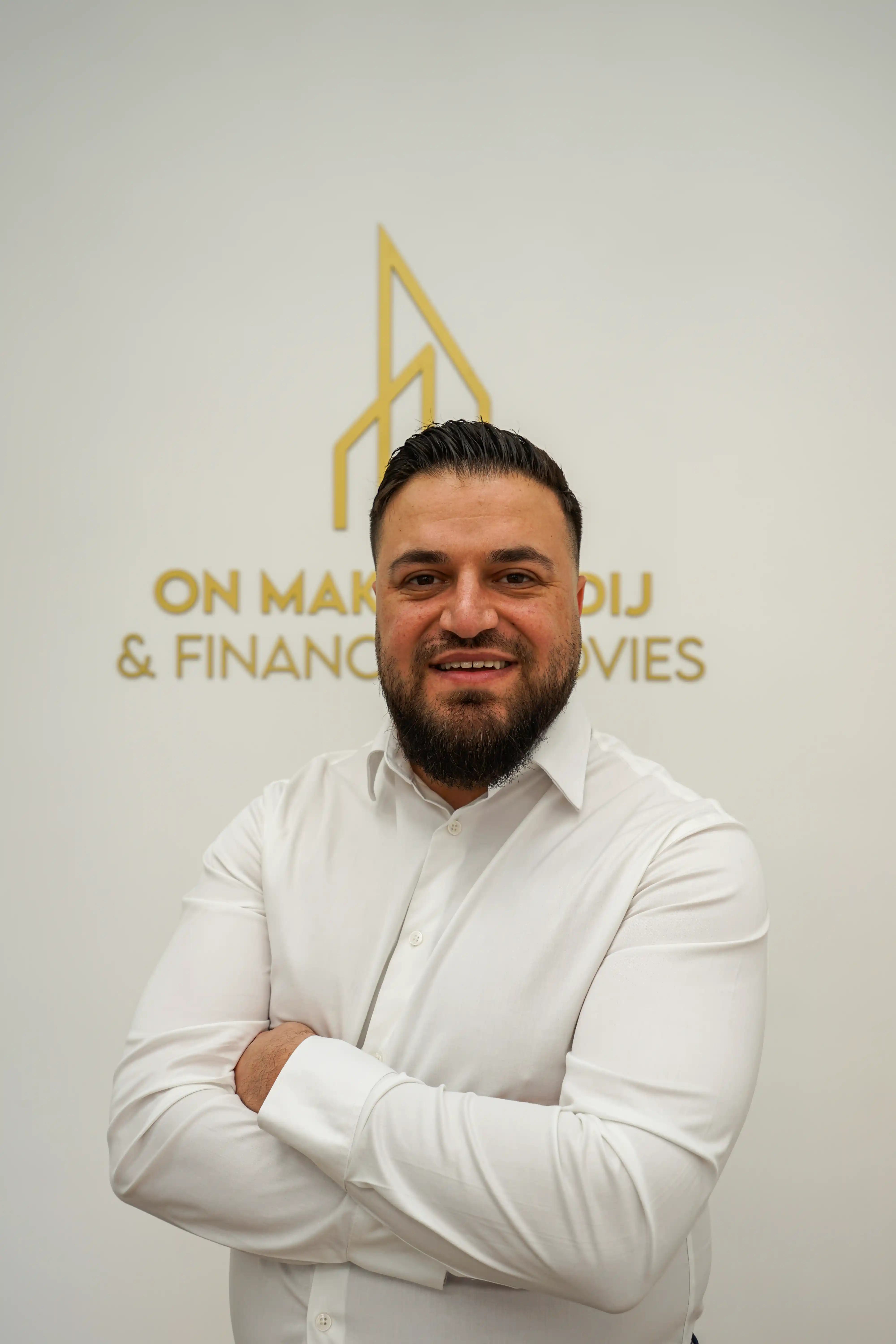 Onder Yilmaz eigenaar ON Makelaardij & Financieel Advies Den Haag