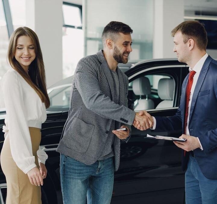 Queda nos preços de usados: retorno de carros de leasing traz alívio para o comprador
