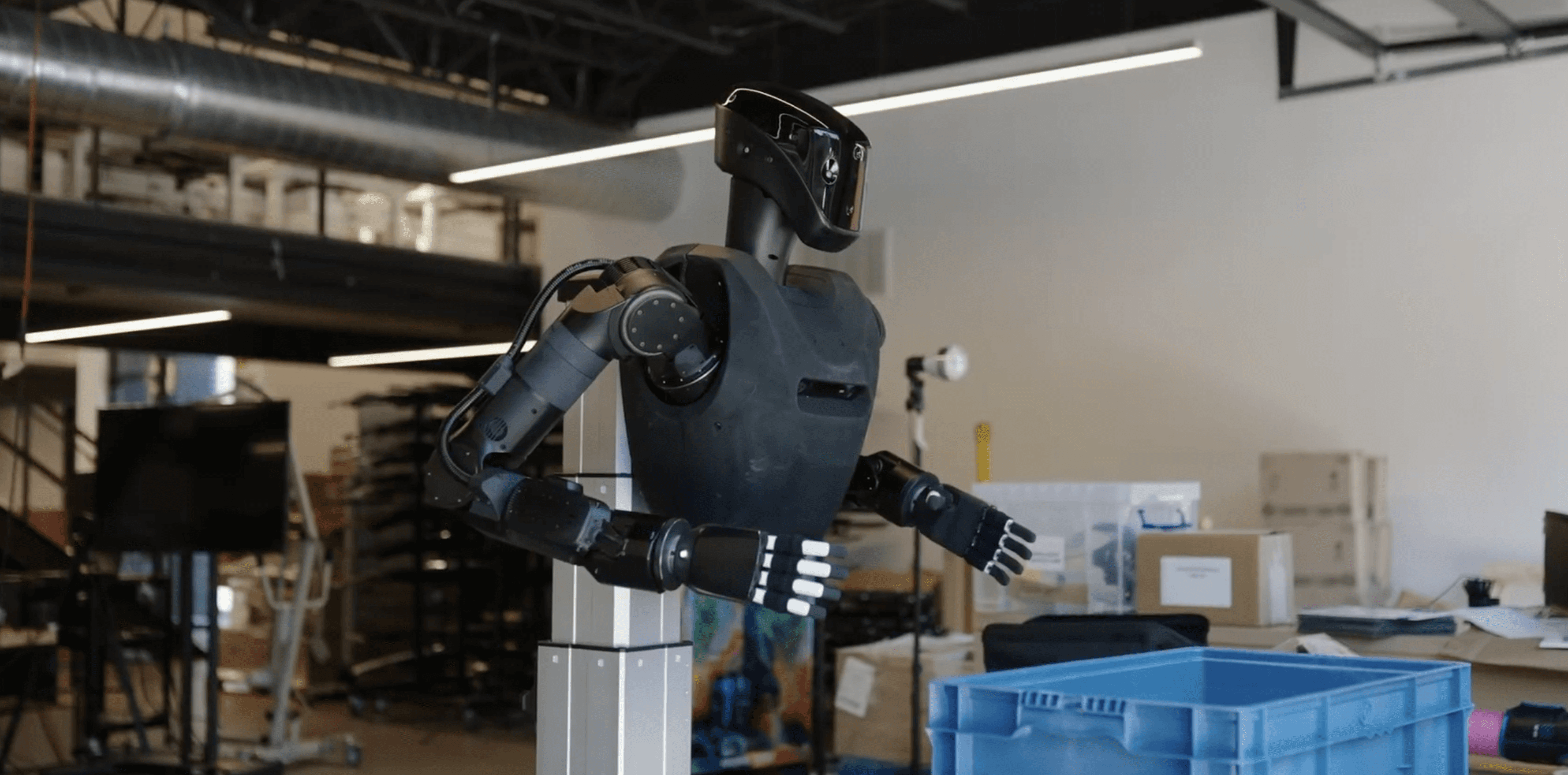 an empty garage with no one in it