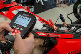 Karburátor szinkron beállítás precíz mérőműszerrel – motorszerviz Debrecen