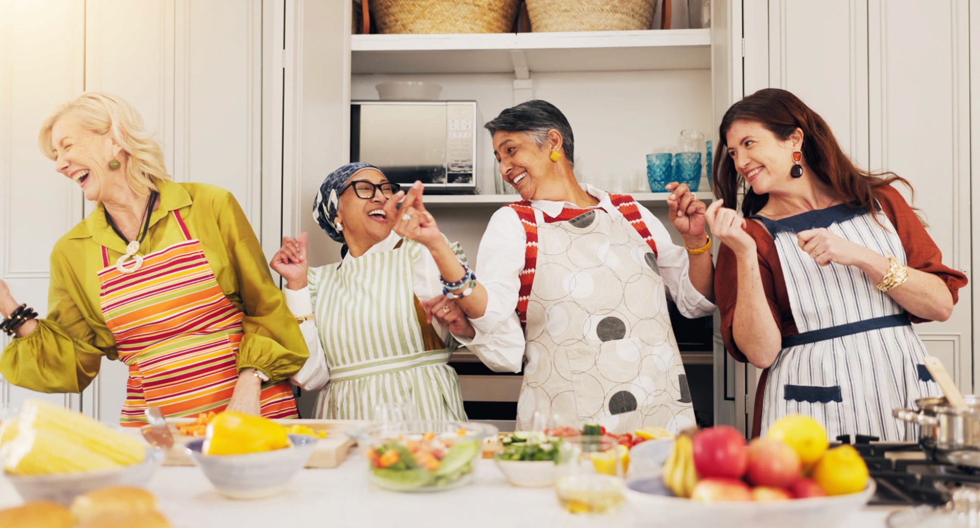 Freunde zusammenbringen, gemeinsam kochen, genießen und Verbundenheit spüren.