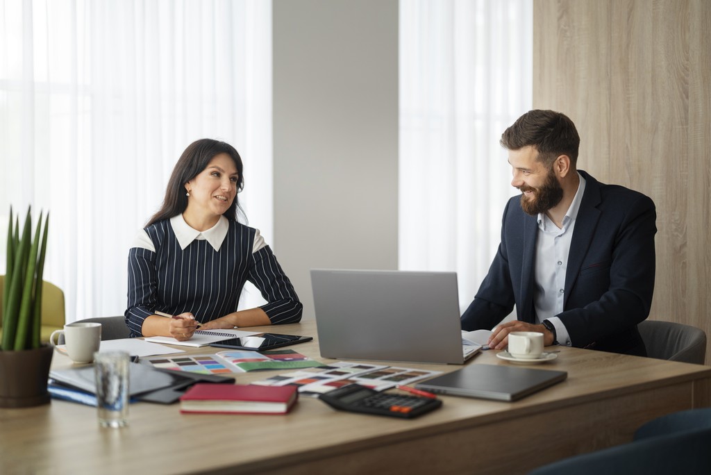 17 Realistic Performance Review Examples for Meaningful Feedback ...