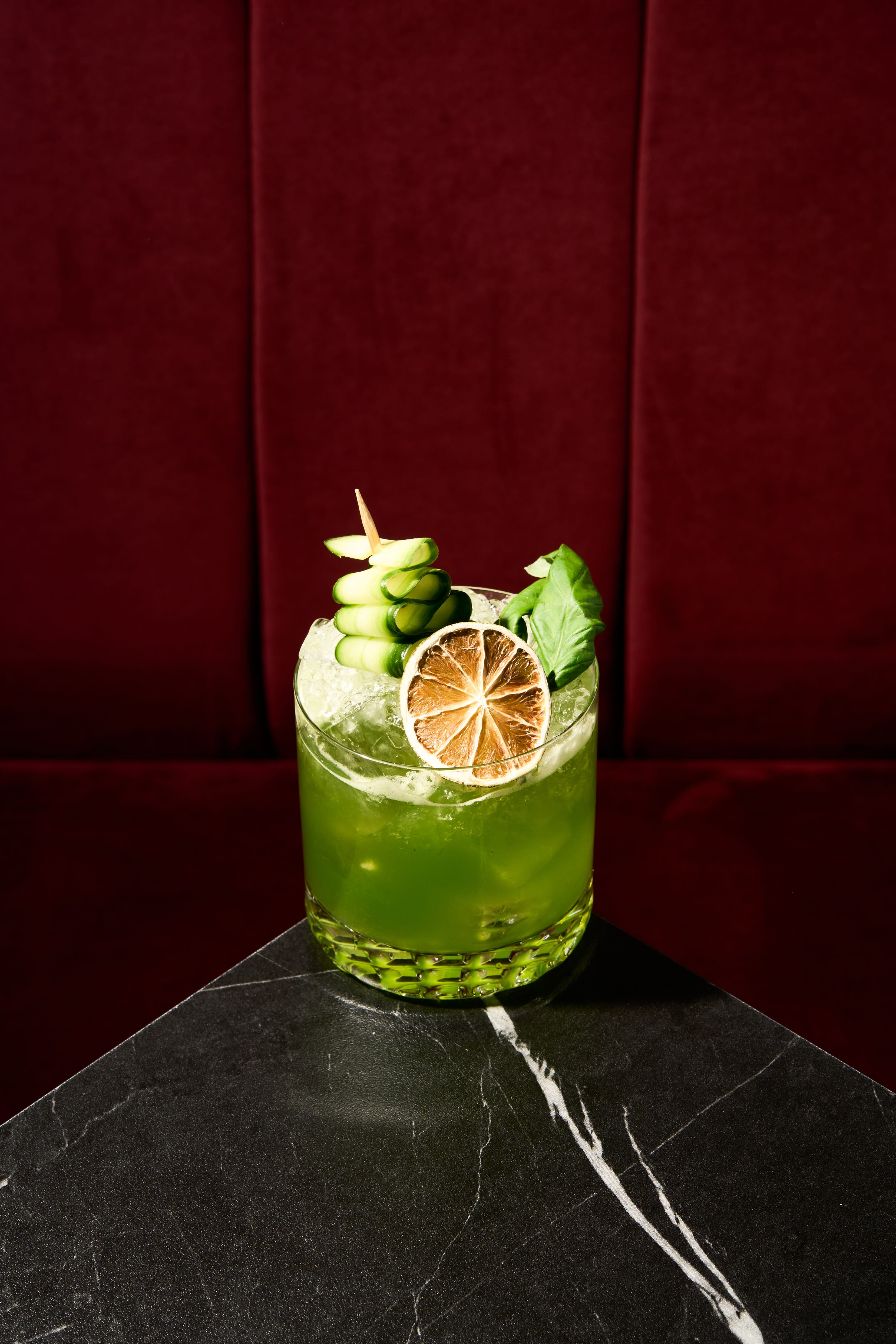 Mangal Mezze & Grill Saarbrücken: türkische Küche, Mezze & Signature Cocktails.