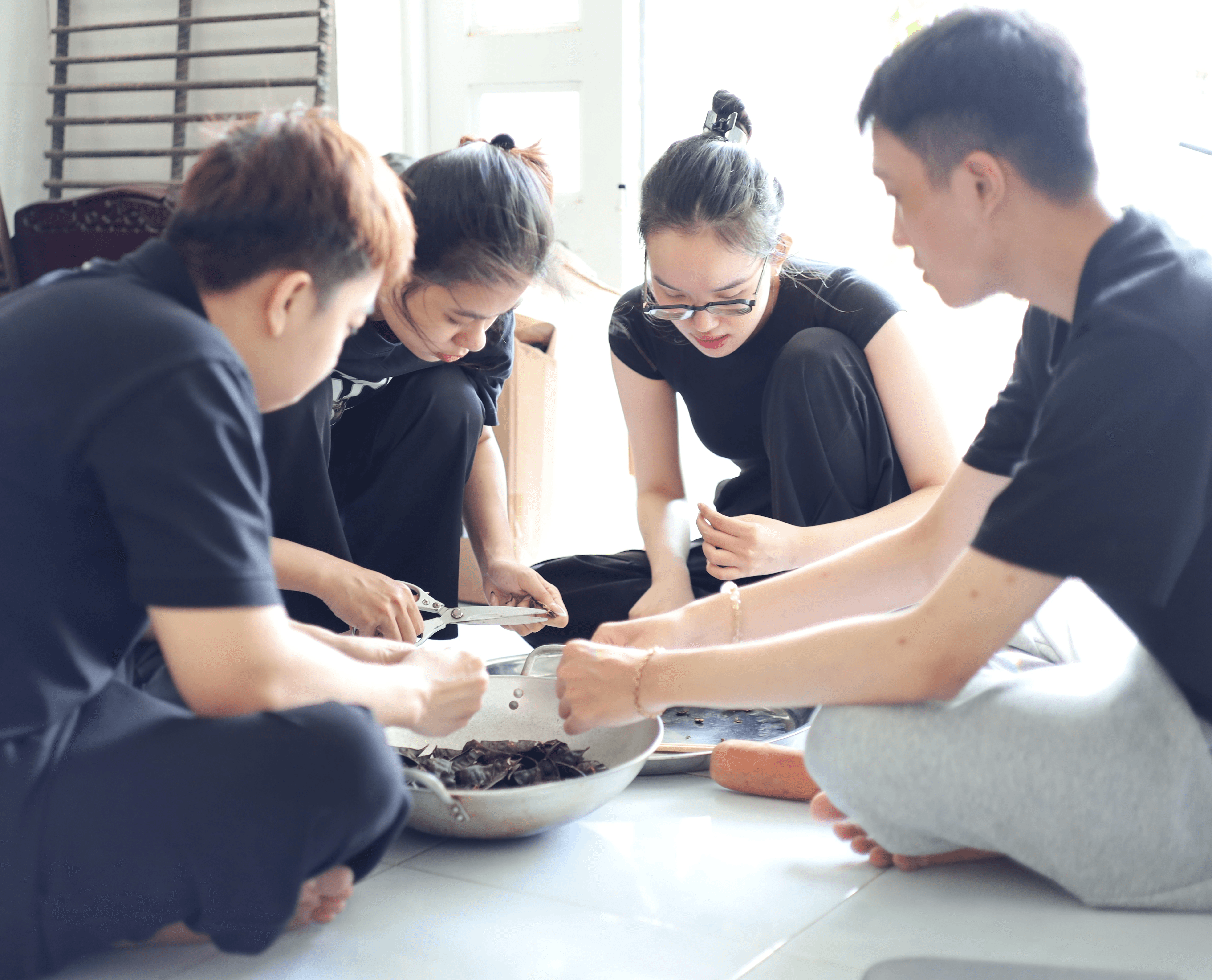 a woman wearing a hat
