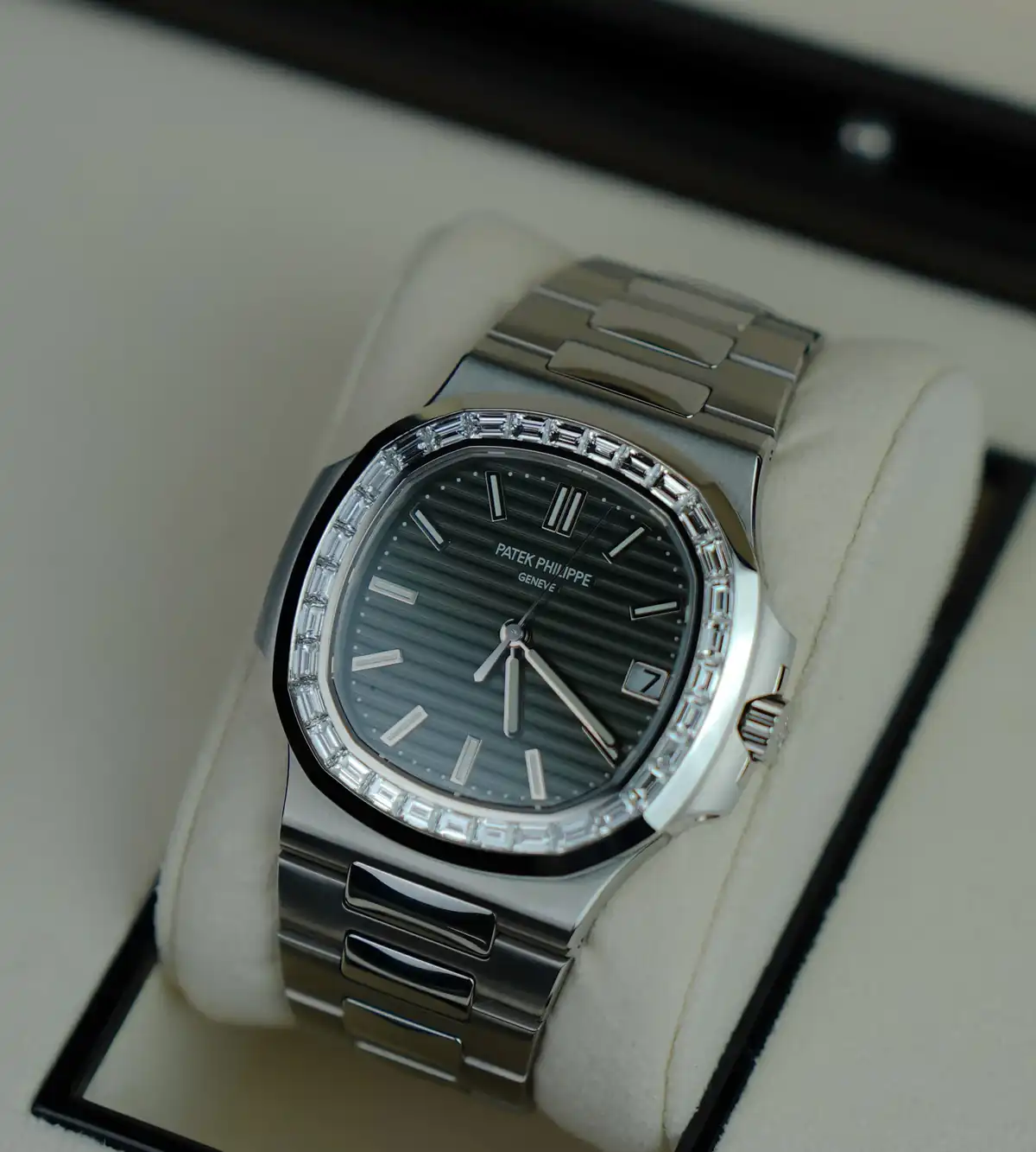 Patek Philippe Nautilus 5711/1300A with olive green dial and diamond bezel in its box, a Nautilus to sell in Dubai