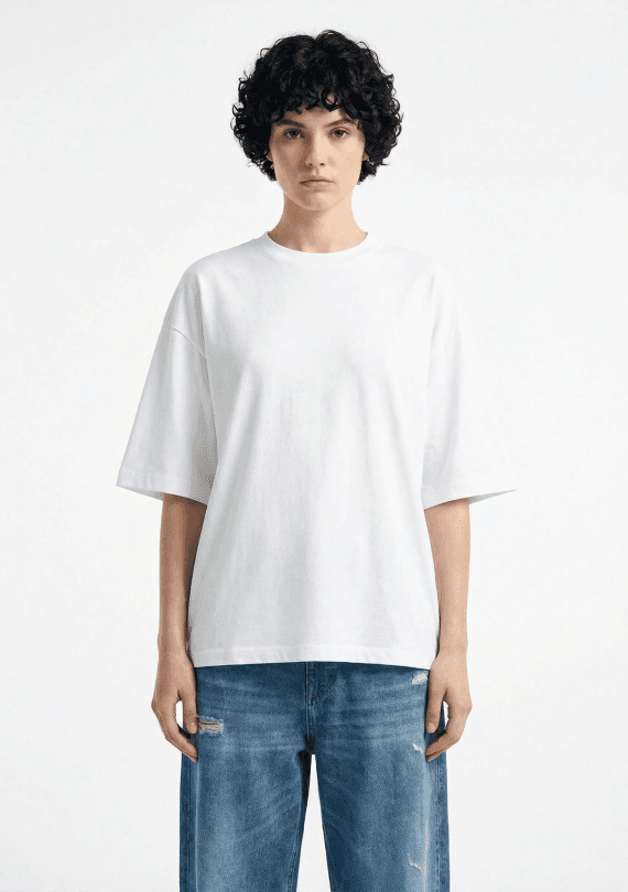 Oversize white tshirt