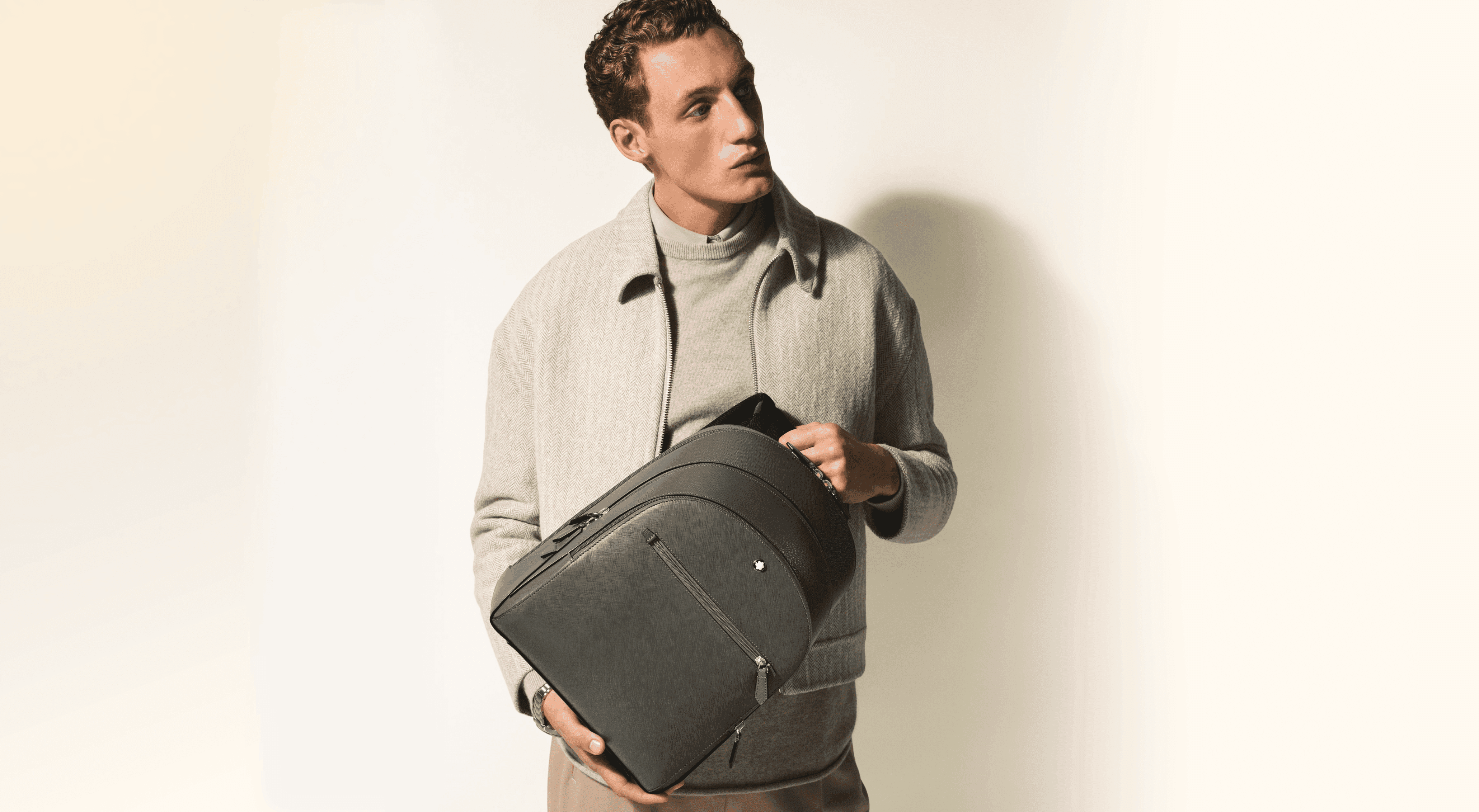 Man wearing VR glasses