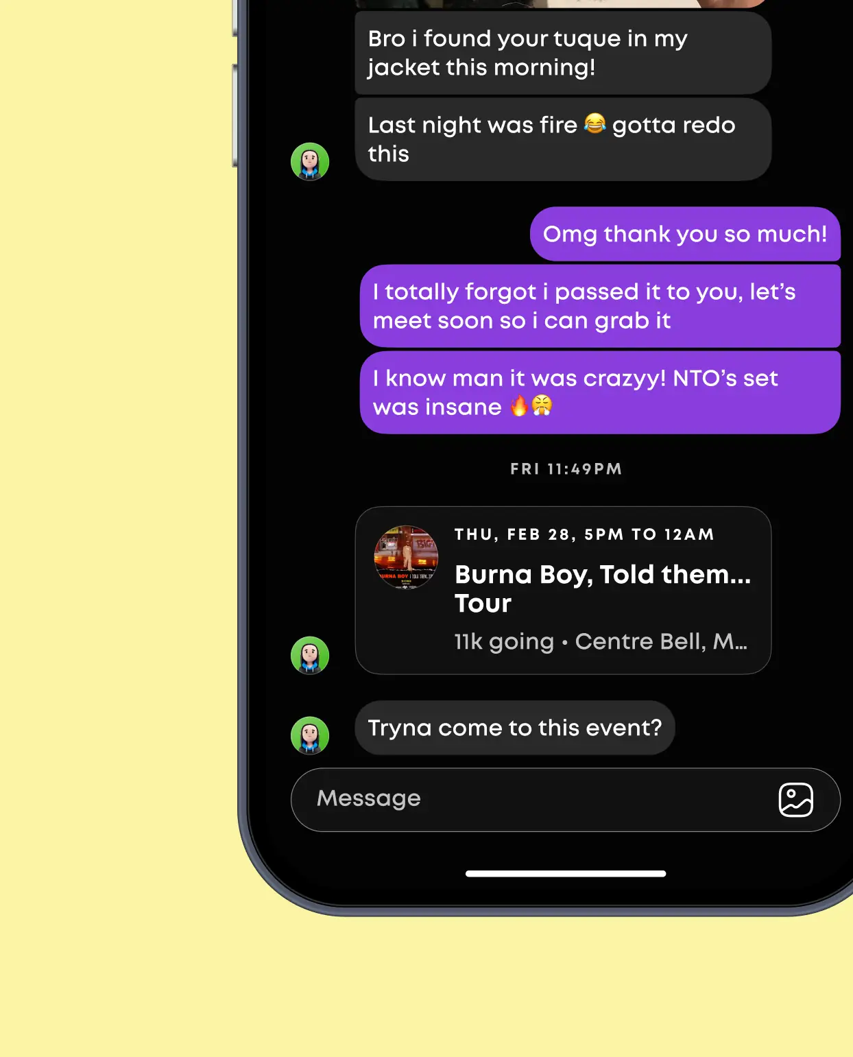 Chat interface showing a conversation about meeting at a venue.
