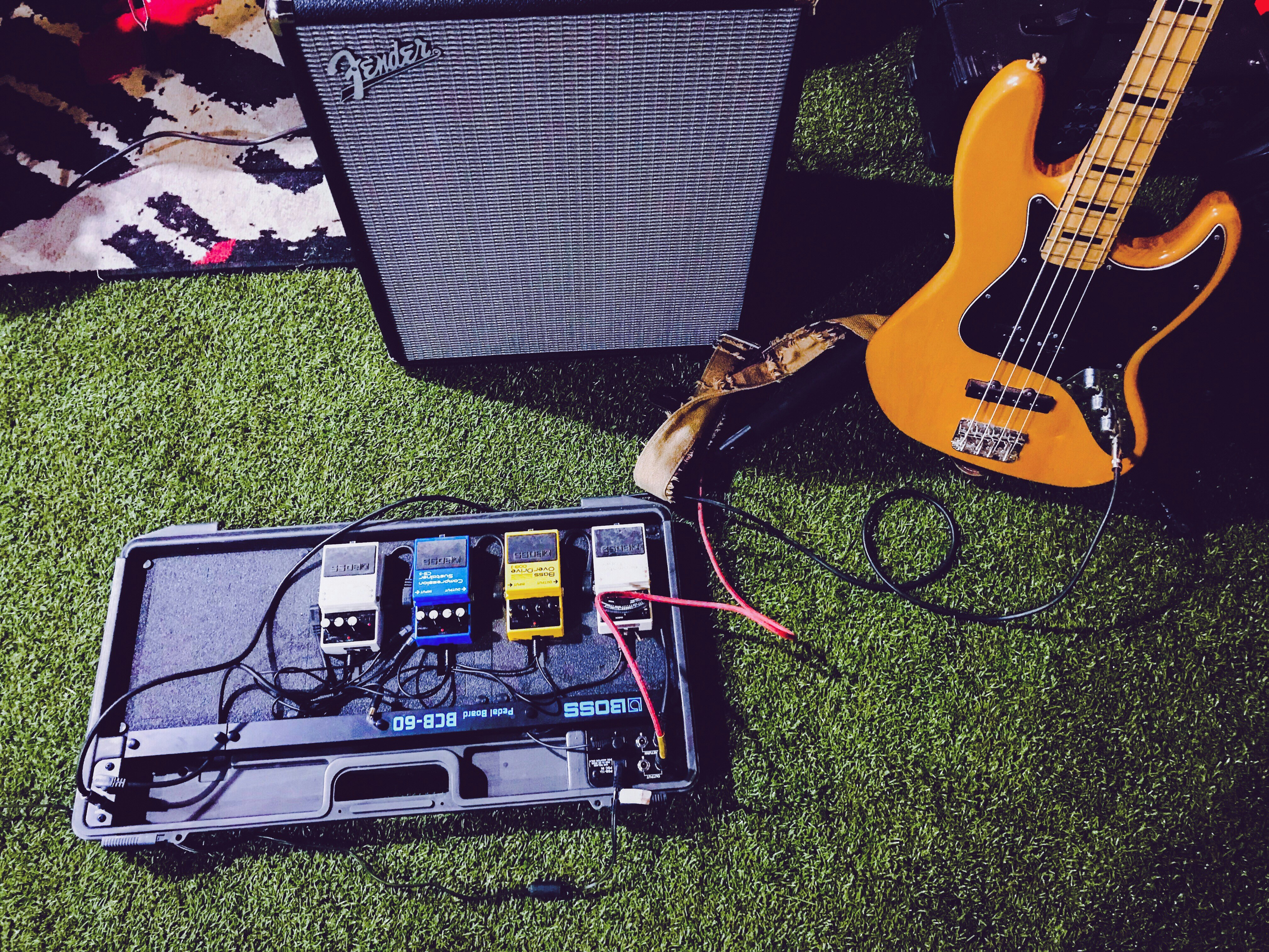 Guitar Attached With an Audio Tool – Bass Remover