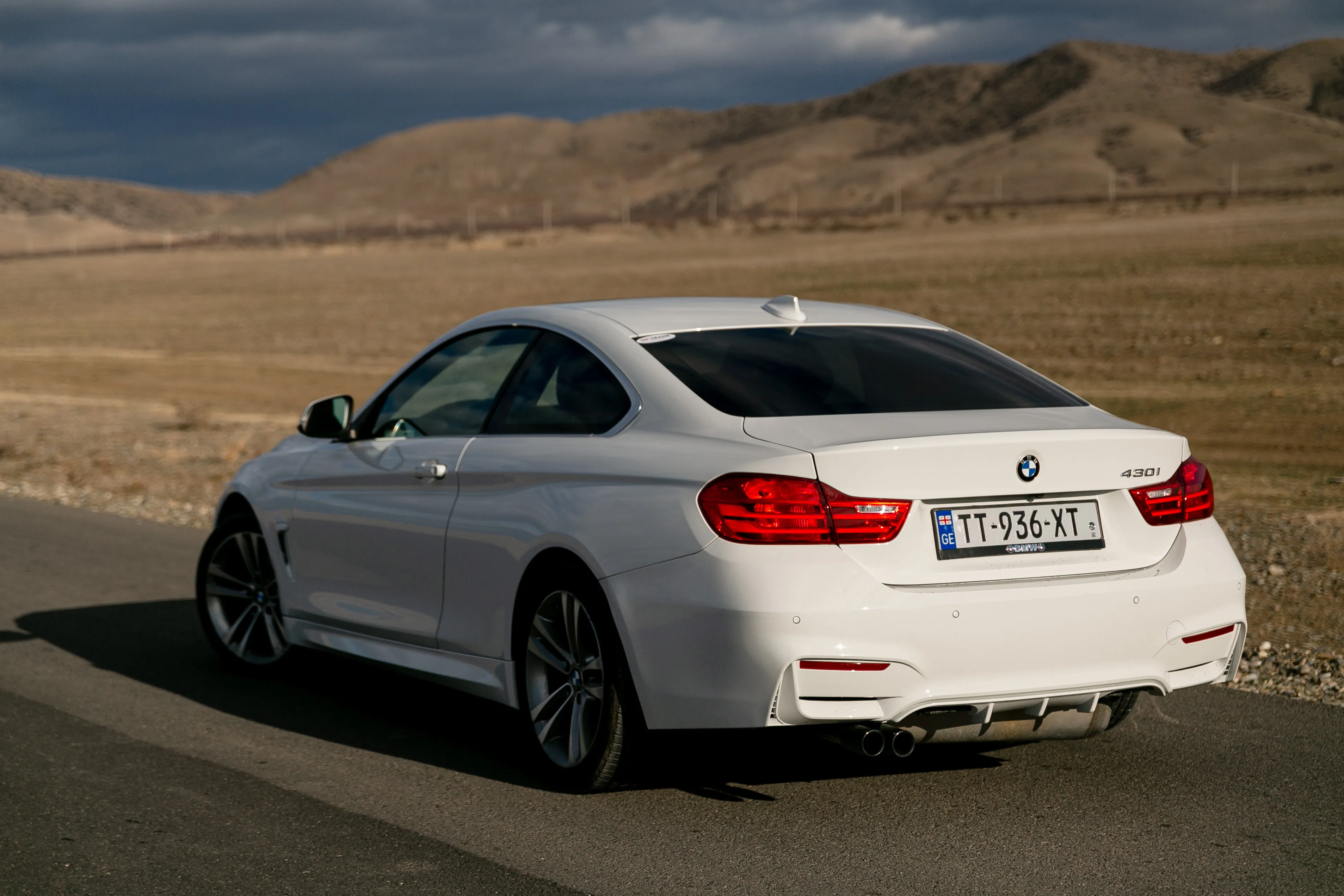 Car Additional Photo 4