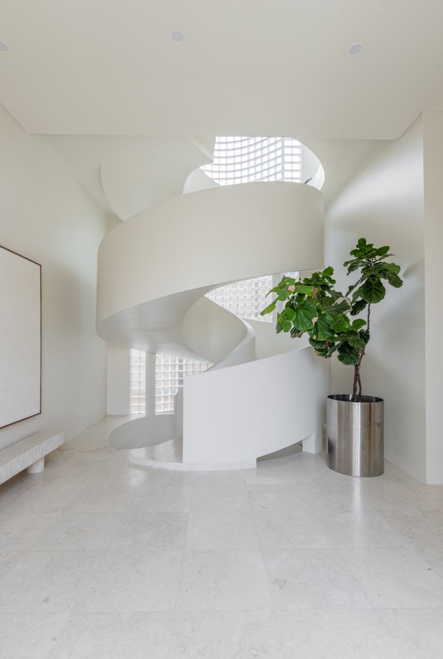 5-bedroom premium villa with ocean views in Bukit, Uluwatu