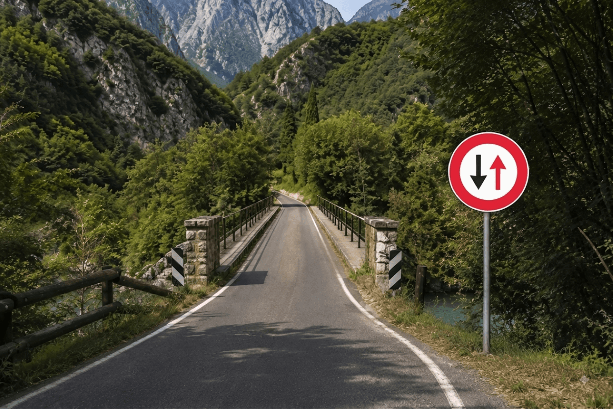 segnale dare la precedenza in senso unico alternato