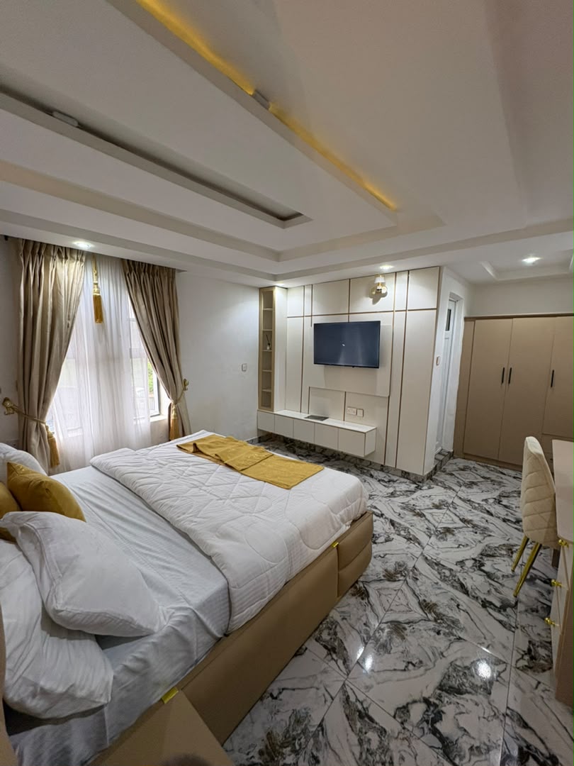 Authentic Exclusive Gold Coast Hotel & Suites photograph