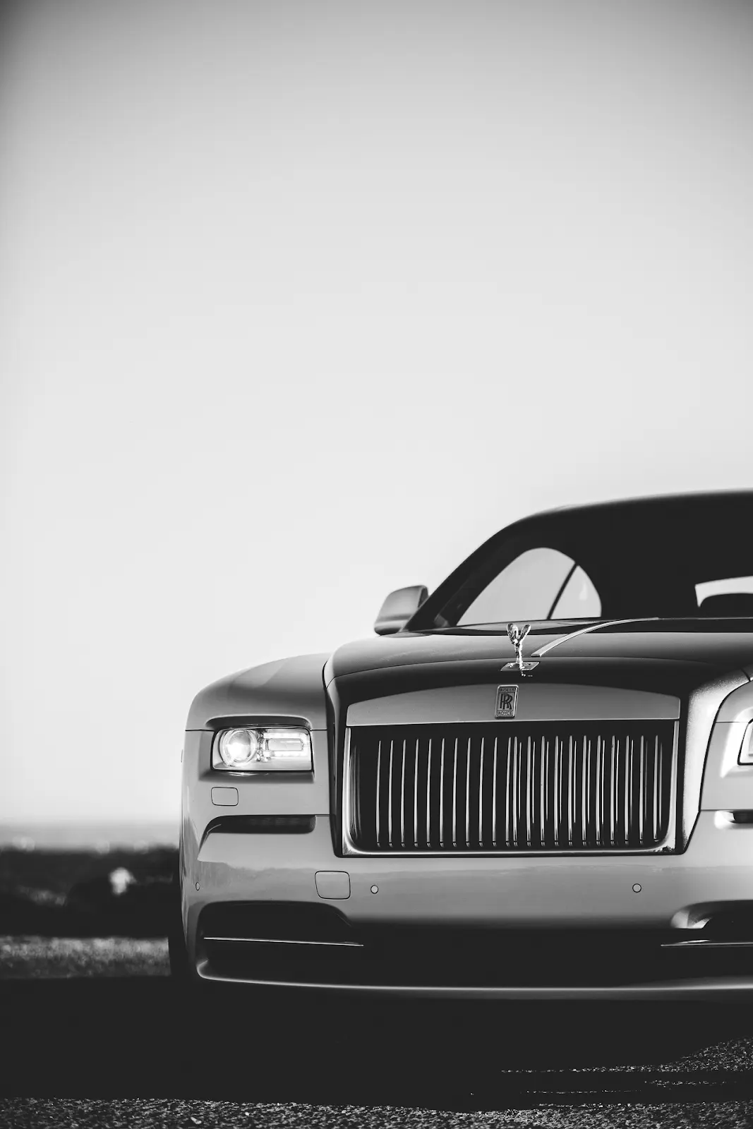ROLLS-ROYCE — image 02 of 3