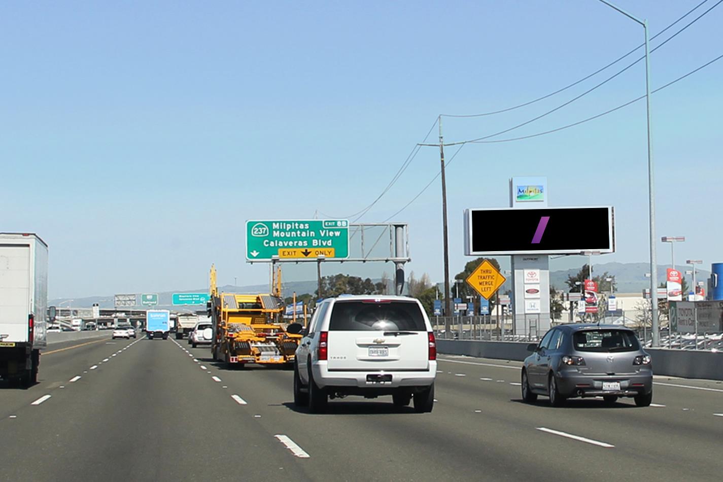 BK00M1001 — digital billboard in Milpitas