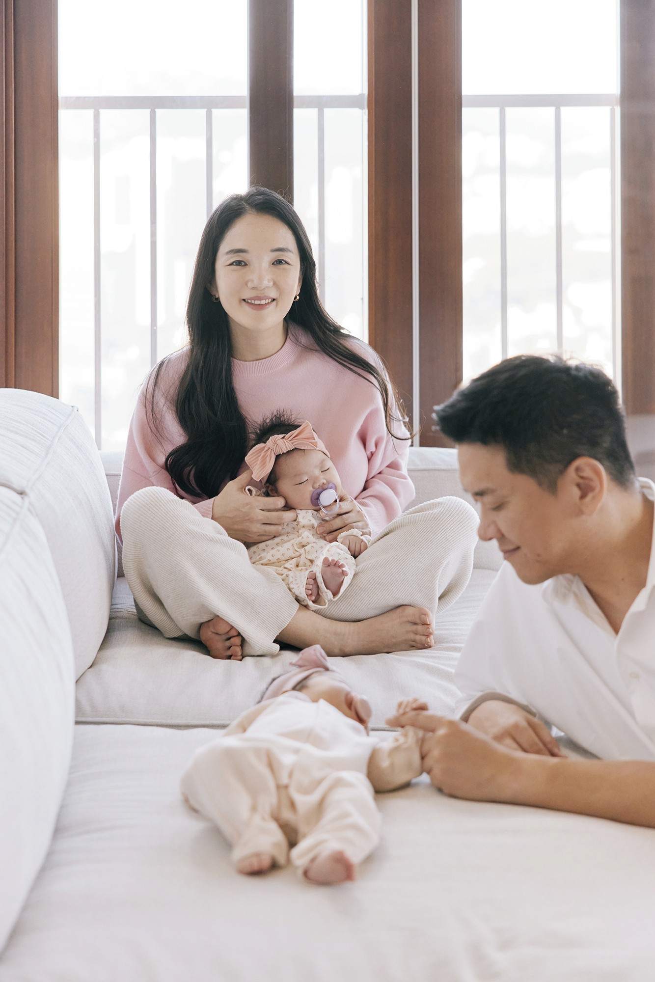 [필름커넥트] 용산 50일 쌍둥이 홈스냅 후기 | 작가추천 오는계절스냅
