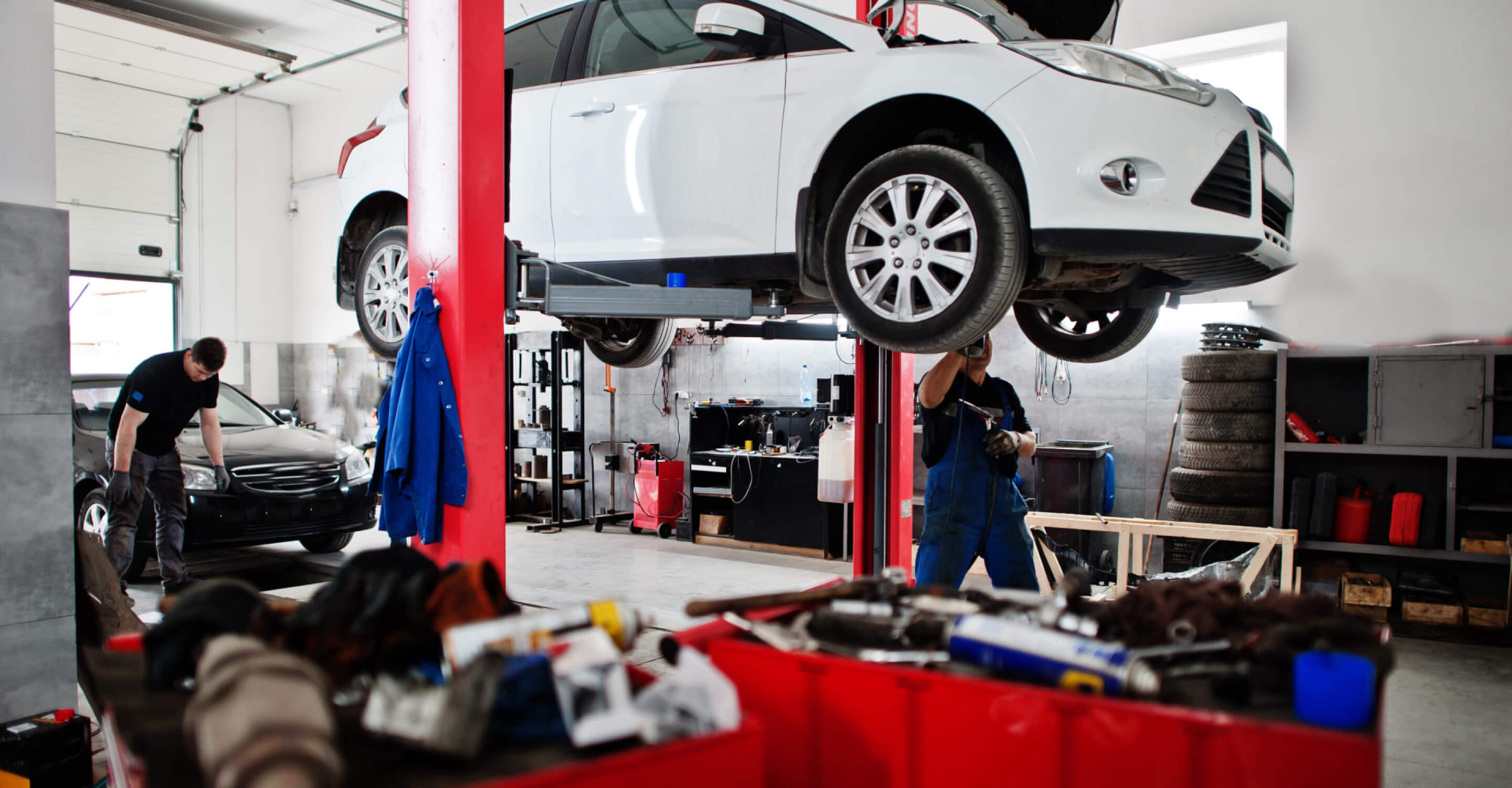 Car mechanic