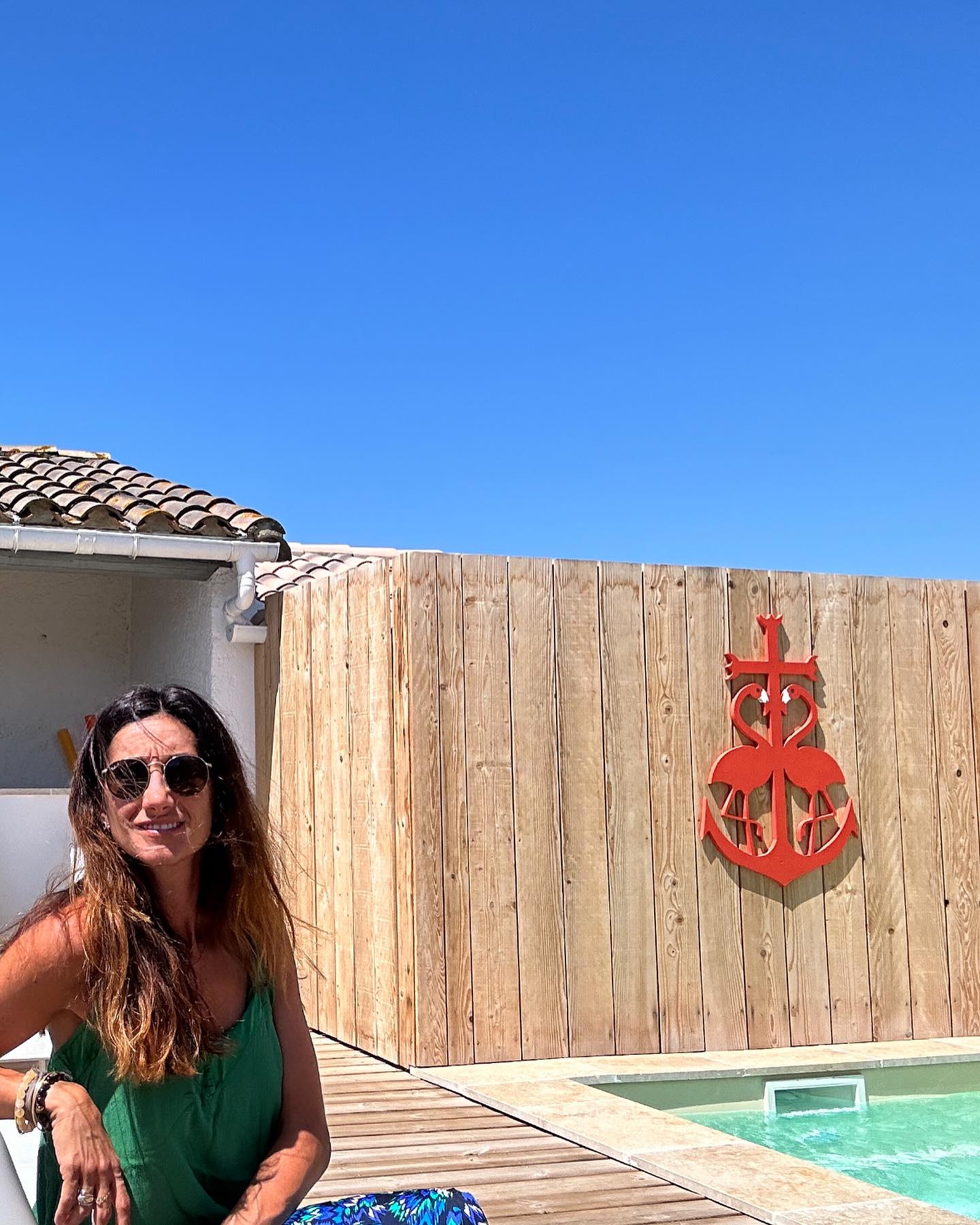 Julie gérante de loc-camargue