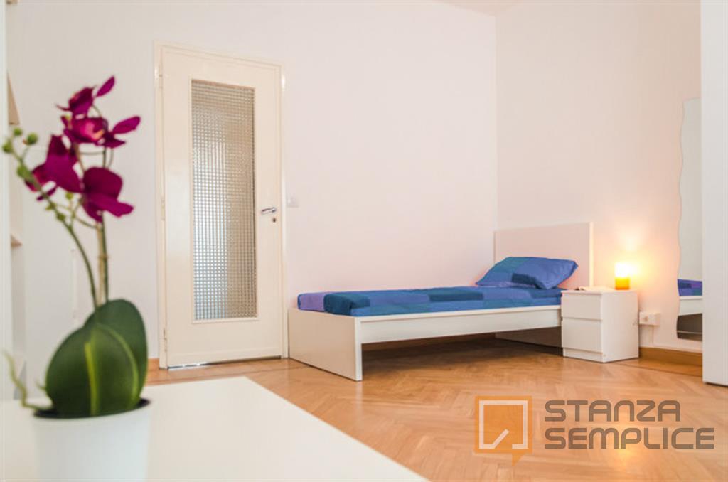 Stanza in Via Sant'Agostino, Torino