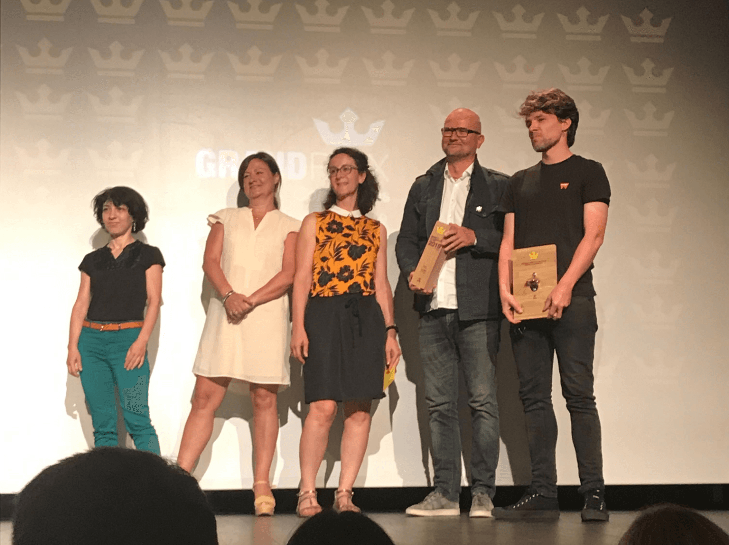 Cérémonie des grands prix pour l'agence Nouvelle Vague