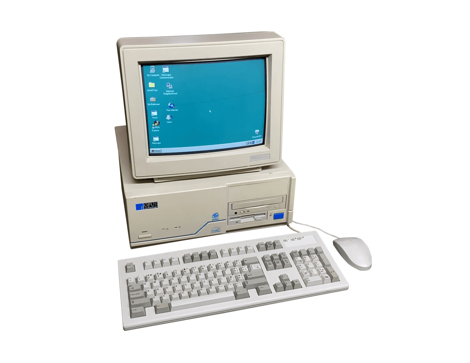 Old desktop computer with Windows 95