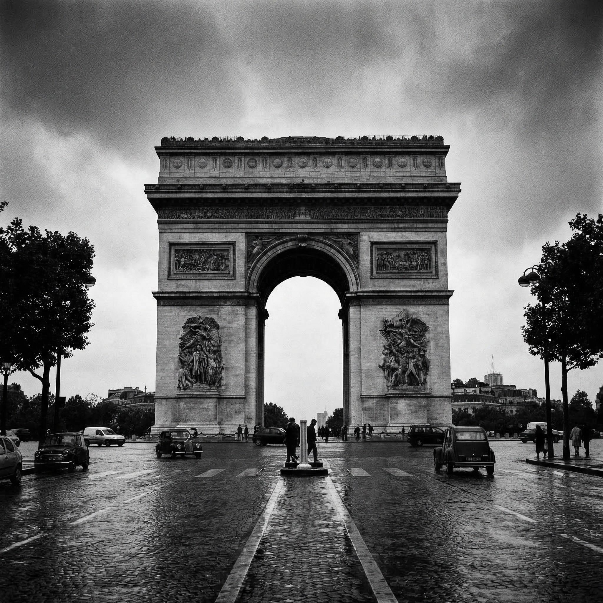 Close up to the sportcar.