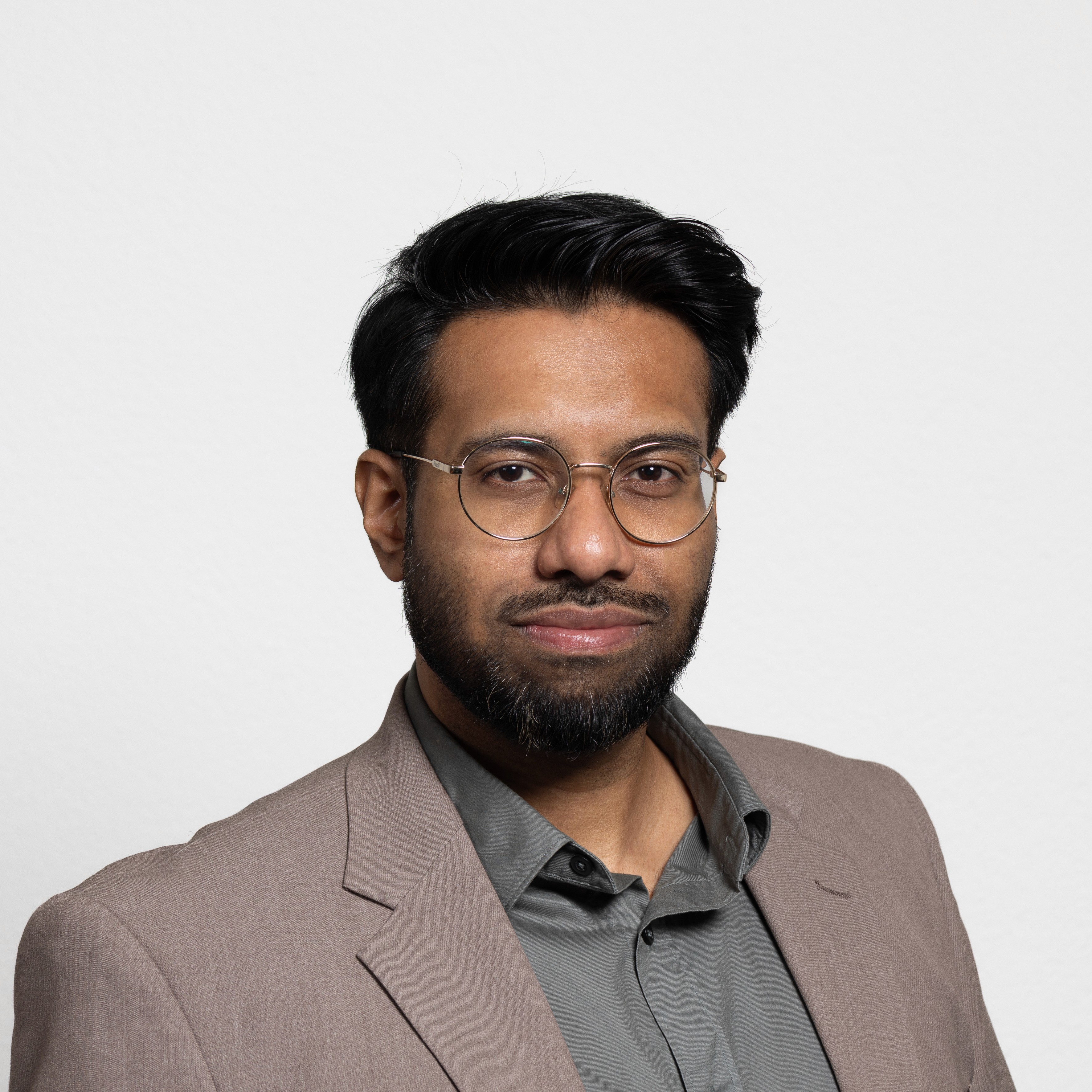 woman in white crew neck shirt smiling