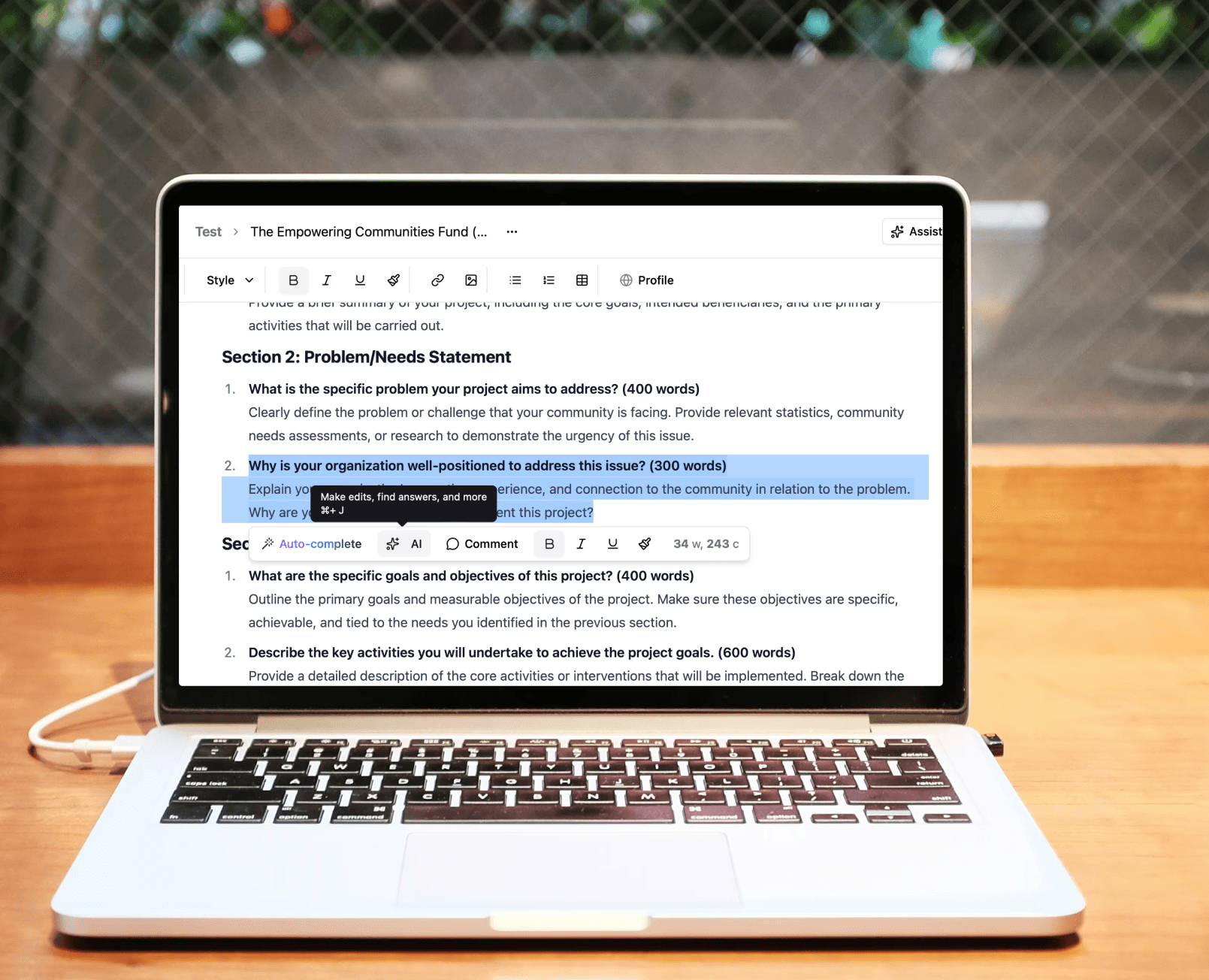 laptop mockup with grantable screen