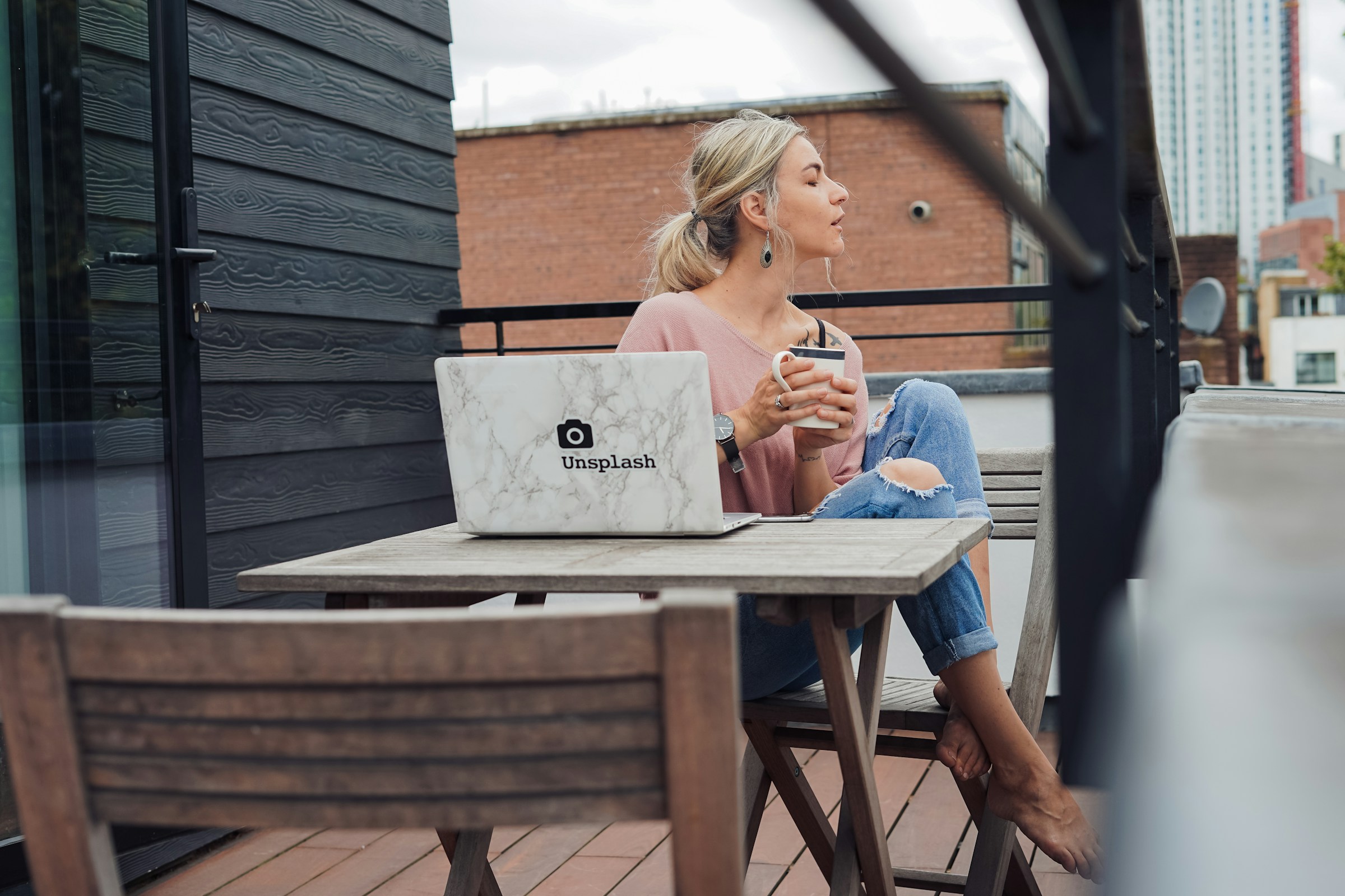 woman sitting alone - Preppy Images