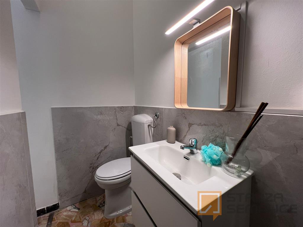 10 sqm room in Via Santa Maria Maggiore, Bologna