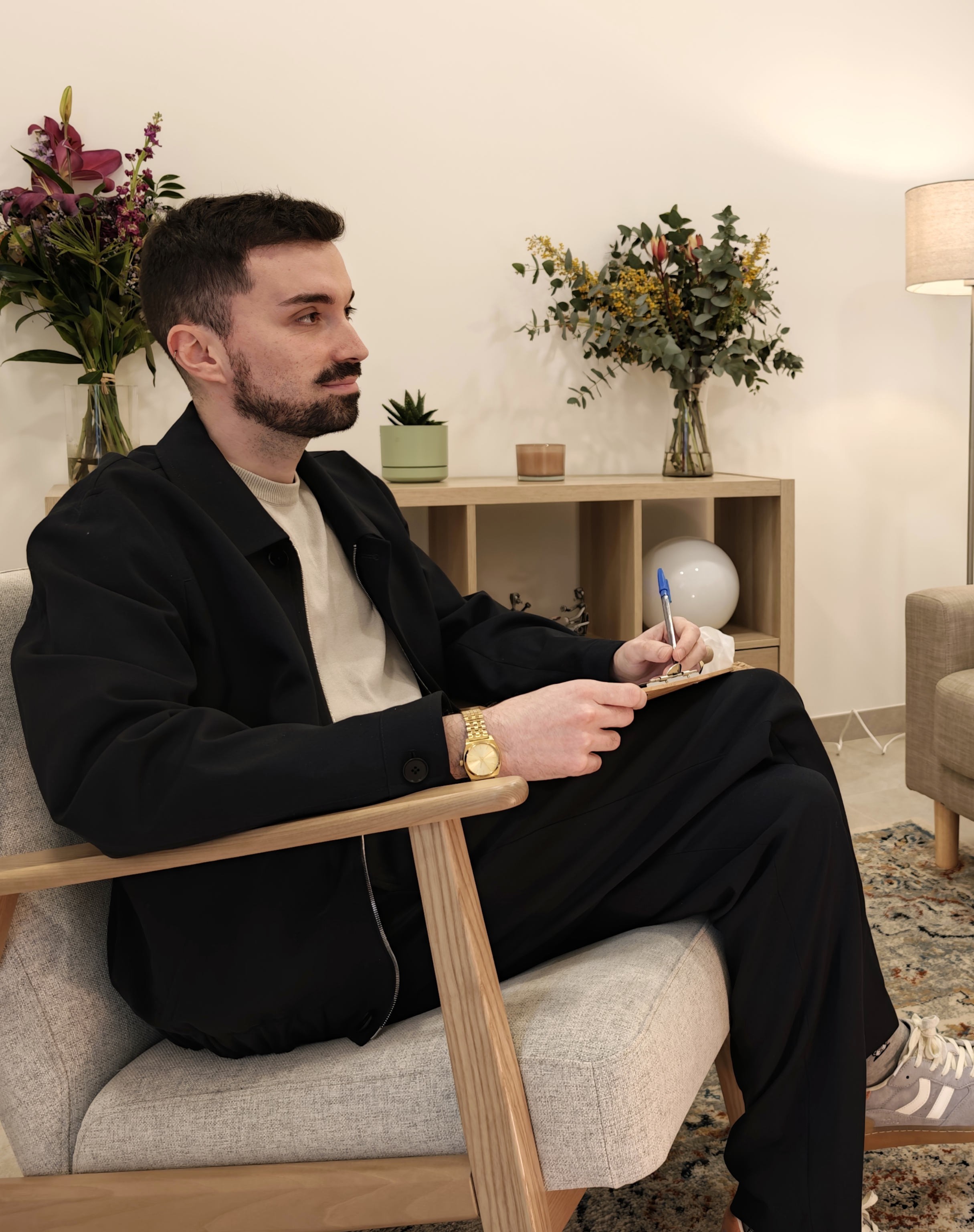 Psicólogo especialista en trauma y EMDR en Clínica Danaí Oviedo