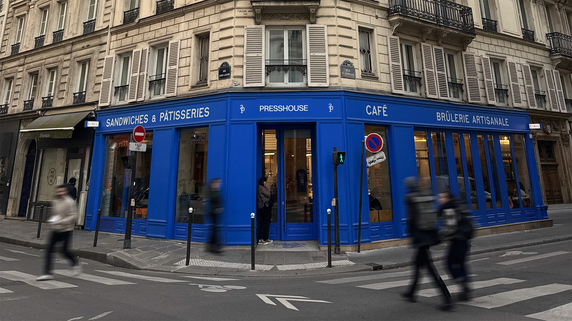 Veru Studio work place